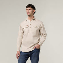 Load image into Gallery viewer, Mustang Men's Closed Front Workshirt - Pebble
