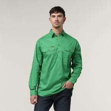 Load image into Gallery viewer, Mustang Men's Closed Front Workshirt - Green
