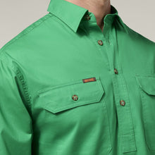 Load image into Gallery viewer, Mustang Men's Closed Front Workshirt - Green
