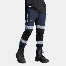 Load image into Gallery viewer, Anthem Men's Triumph Pant With Tape - Navy
