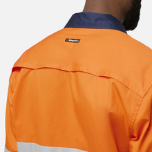 Load image into Gallery viewer, KingGee Men's Originals Spliced Hi-Vis Vented Gusset Cuff Taped L/S Shirt - Orange/Navy

