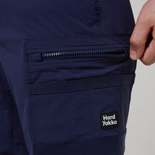 Load image into Gallery viewer, Hard Yakka Men&#39;s X Range X Mid-Short - Navy - Shorts
