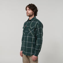 Load image into Gallery viewer, Hard Yakka Men&#39;s Long Sleeve Check Flannie - GREEN CHECK - Shirts
