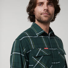 Load image into Gallery viewer, Hard Yakka Men&#39;s Long Sleeve Check Flannie - GREEN CHECK - Shirts
