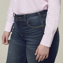 Load image into Gallery viewer, Mustang Women's Jean Bootcut - Indigo
