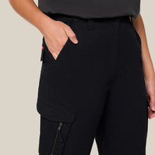 Load image into Gallery viewer, Hard Yakka Women's Edge Straight Short Ripstop - Black
