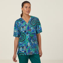 Load image into Gallery viewer, NNT Unisex Polyester Print Warlu Indigenous Scrub V-Neck Top - Green Print - Scrubs
